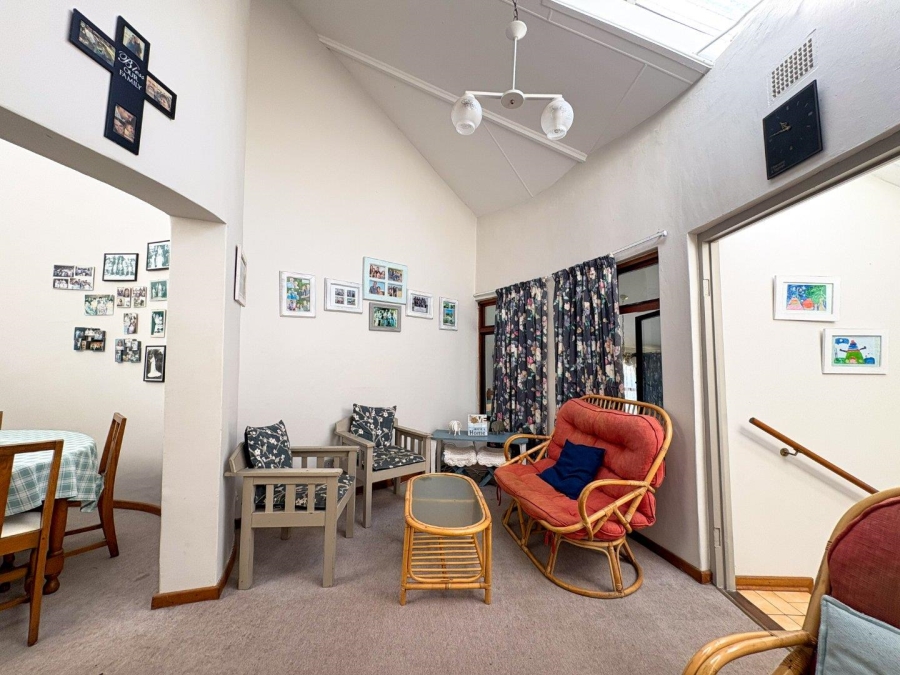 3 Bedroom Property for Sale in Stilbaai Western Cape